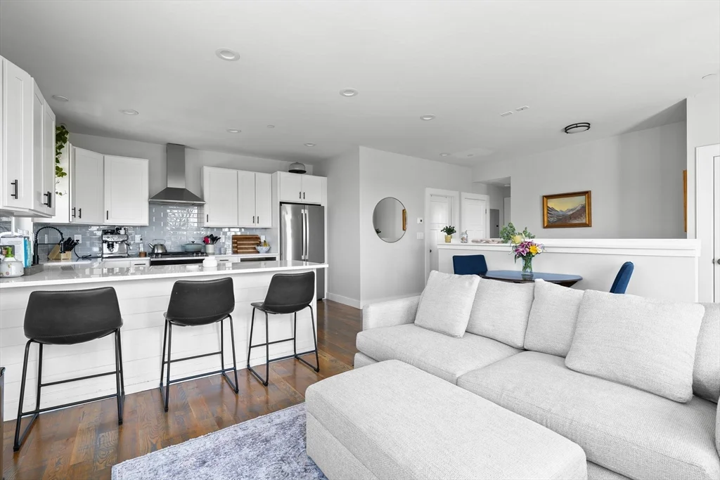 1400 Columbia Rd, South Boston