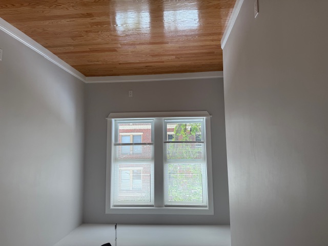 4 Carol Ave, Allston