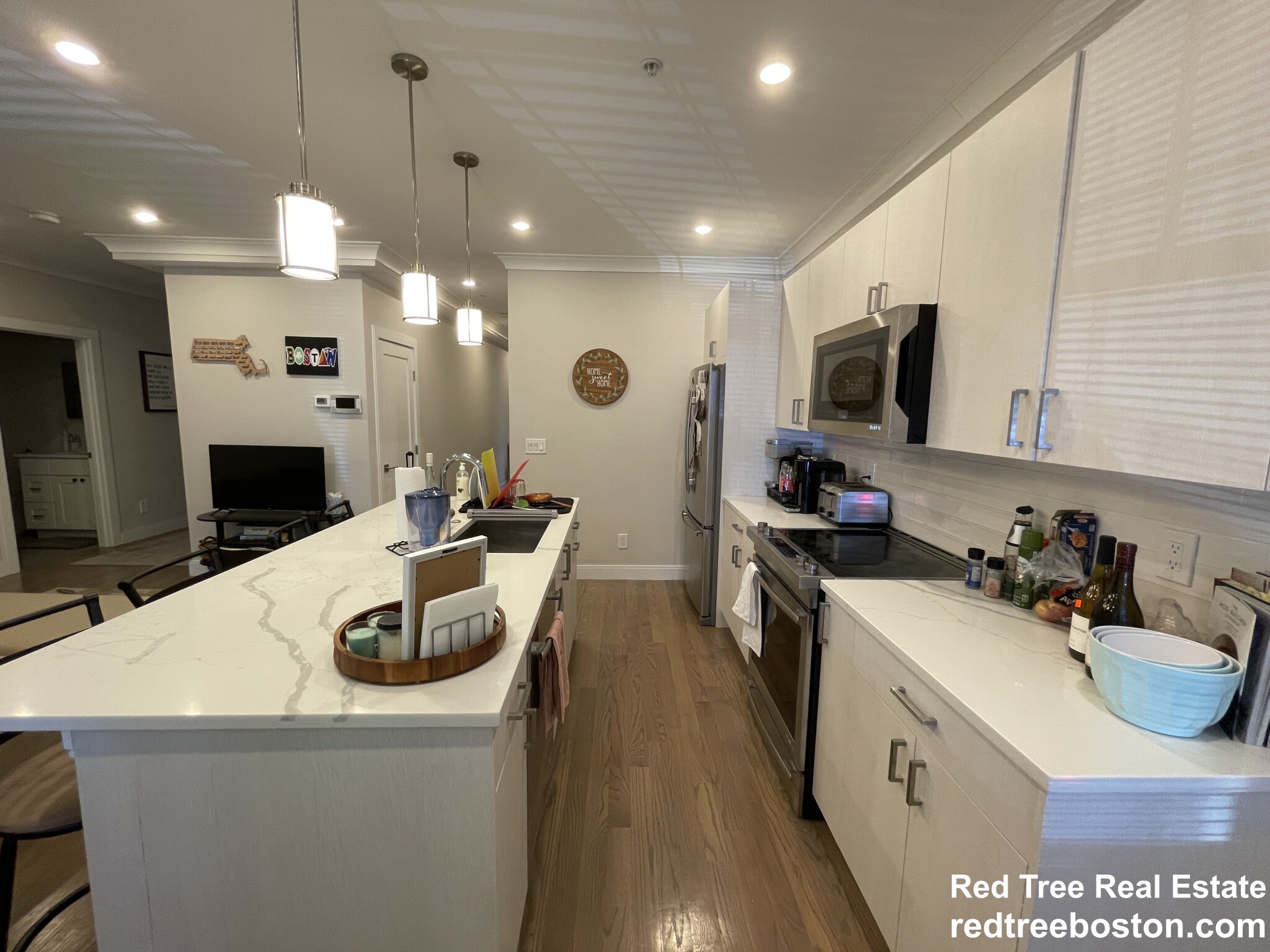 9 Mansfield St, Allston