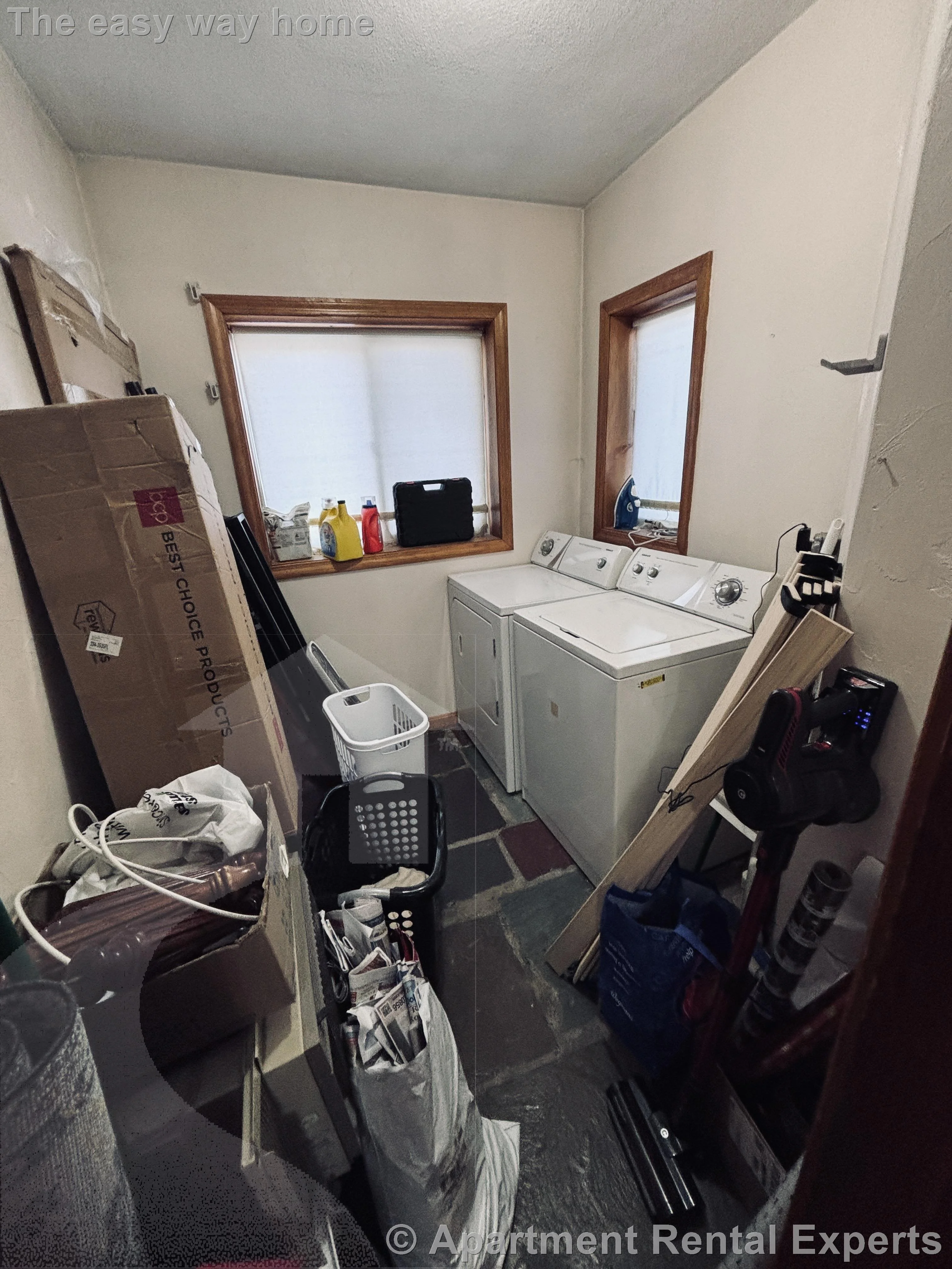 10 Windsor Rd, Tufts