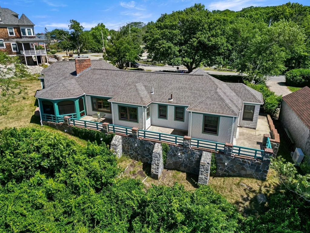37 Marmion Way, Rockport
