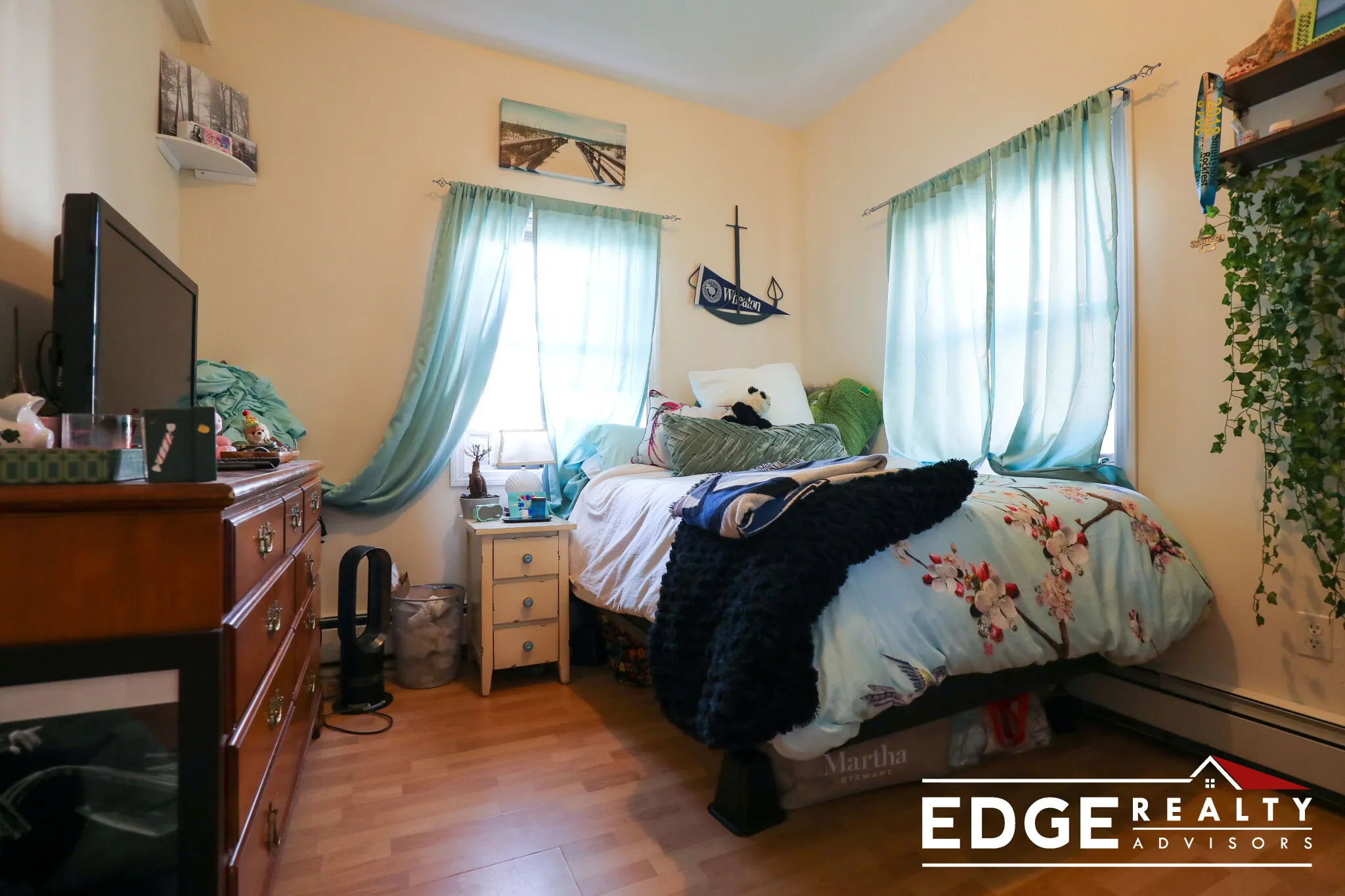 28 Greylock Rd, Allston