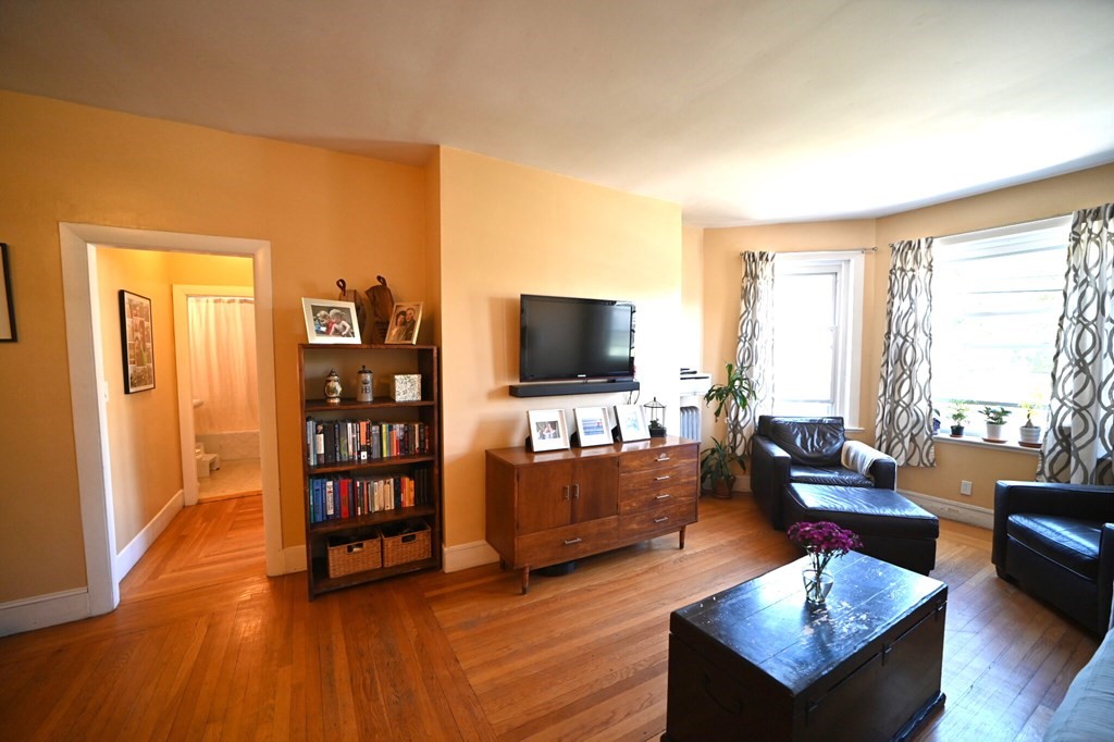 98 St Paul St, Coolidge Corner