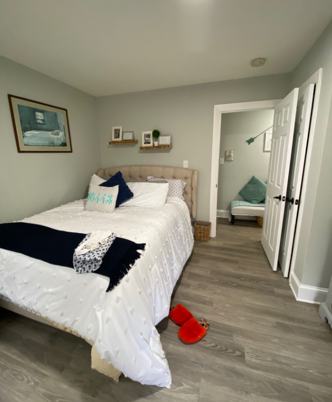 90 Winthrop Shore Dr, Winthrop