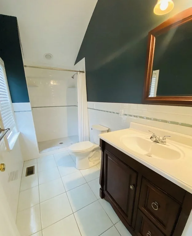 554 Pleasant St, Winthrop