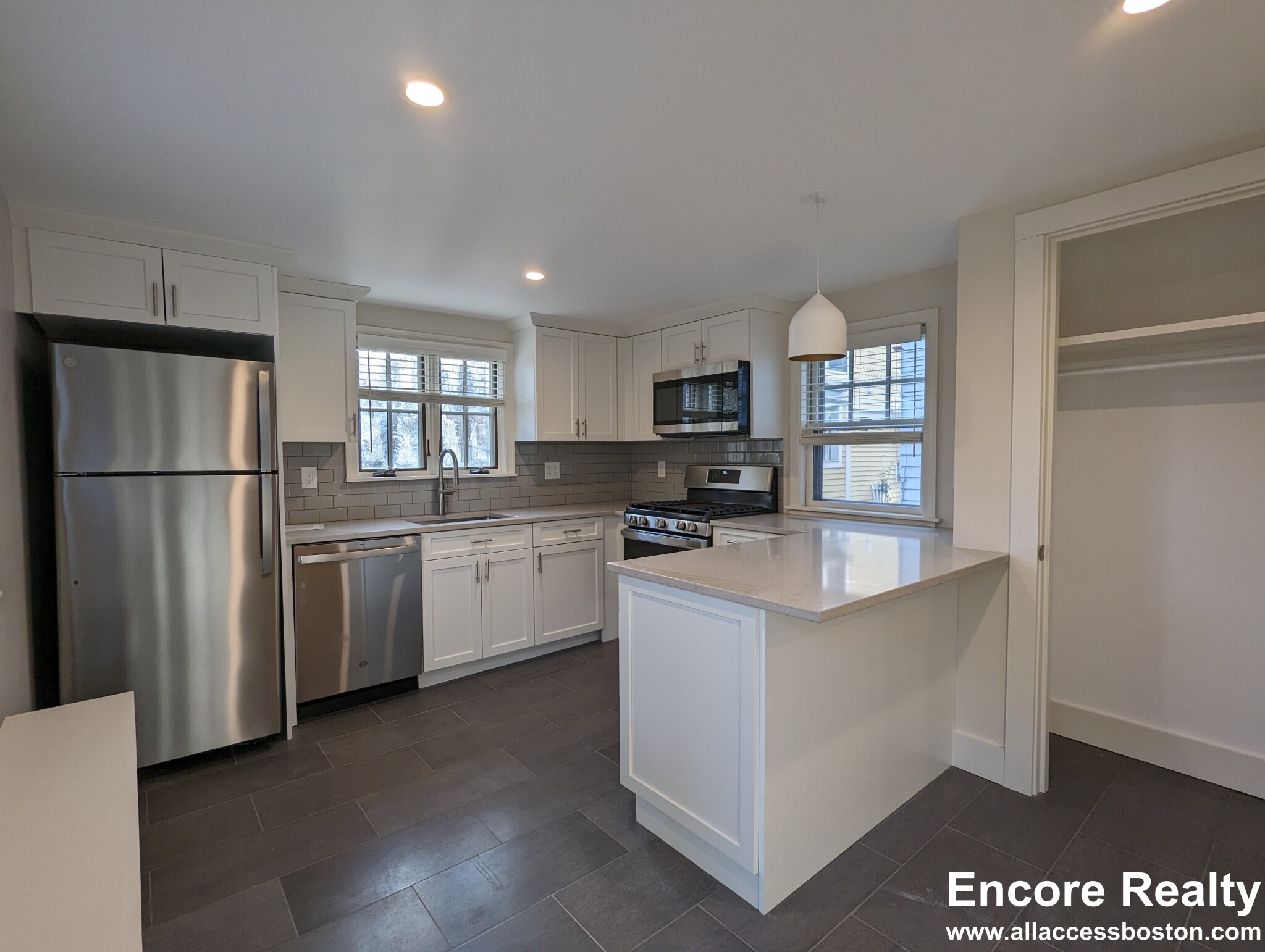 550 Franklin St, Riverside