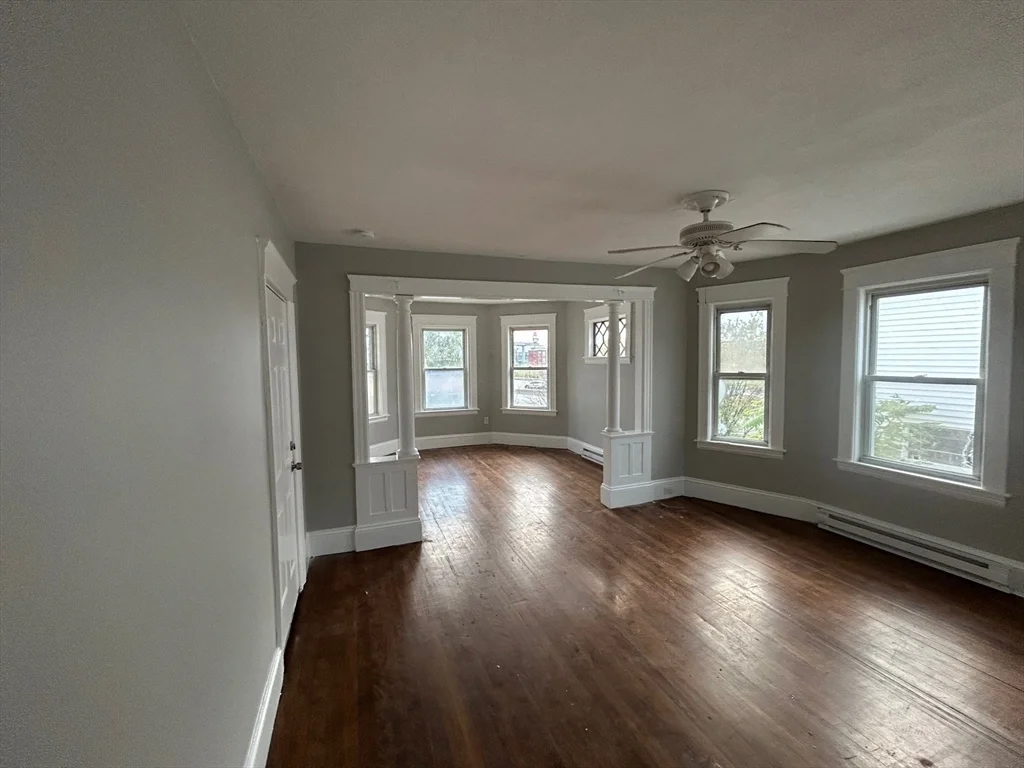19 Henchman, East Worcester