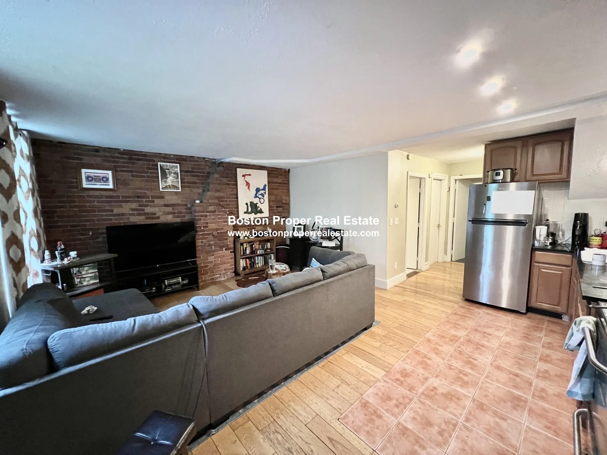 104 Saint Botolph St, Back Bay