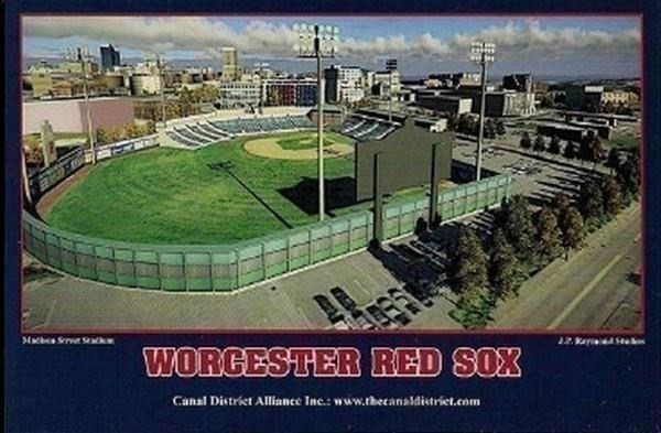 351 Plantation St, East Worcester