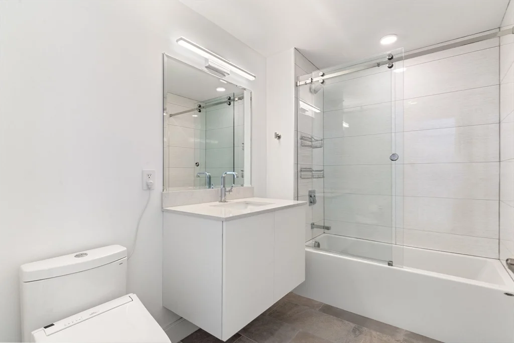 20 W 5th, South Boston