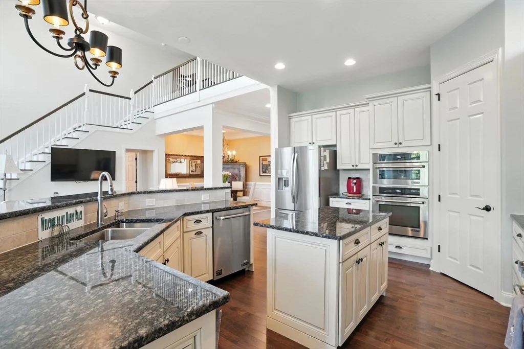 8 Skipping Stone, Plymouth