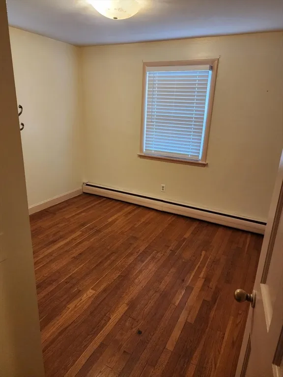 91 Whitcomb Dr, Lancaster