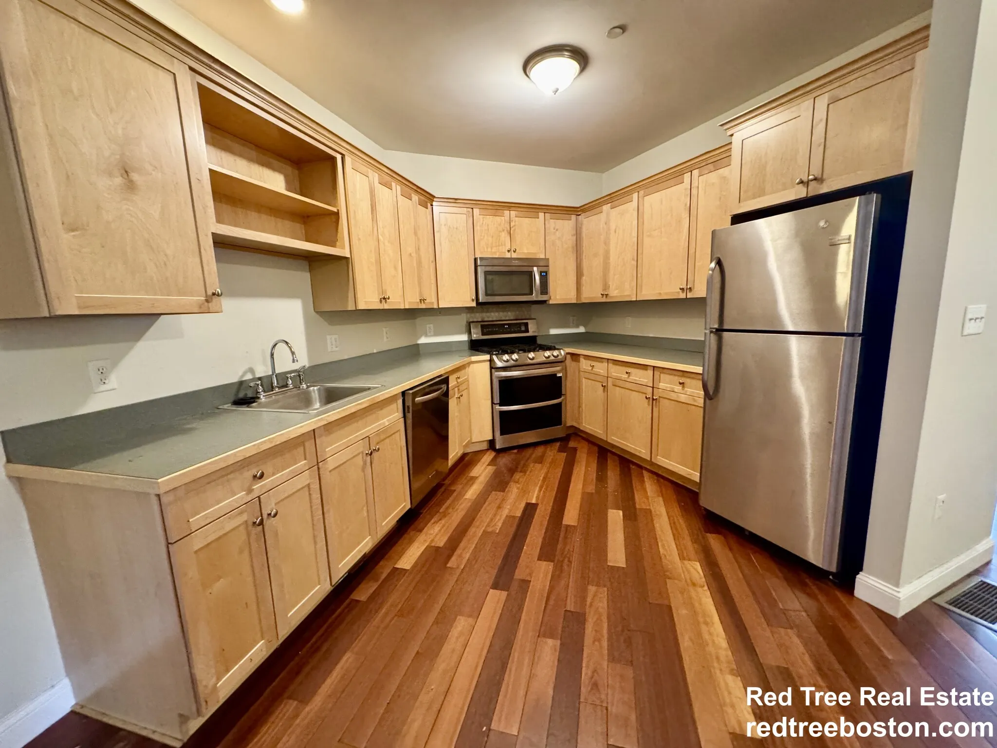 81 Westminster Ave, Roxbury