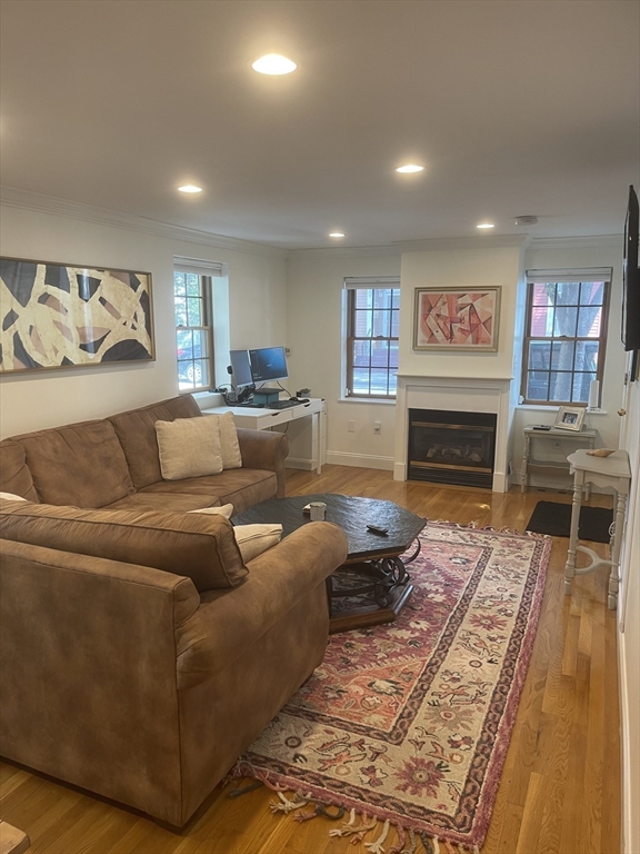 591 E 2nd St, South Boston