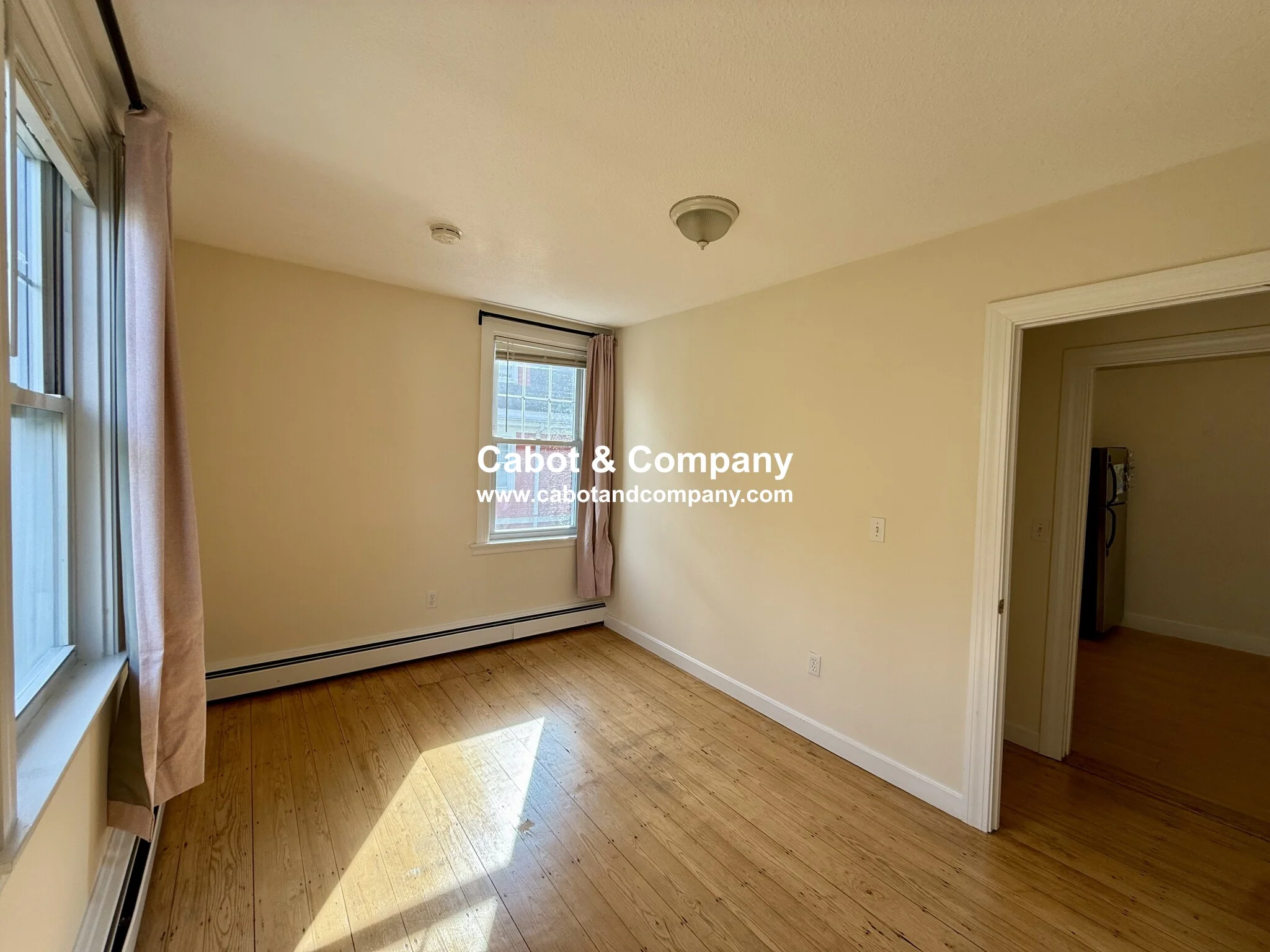 18 Roberts St, Brookline