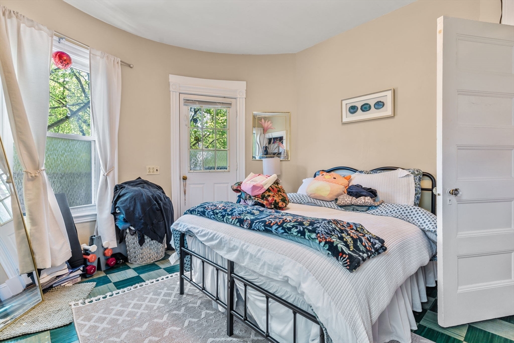 40 Perry St, Central Village