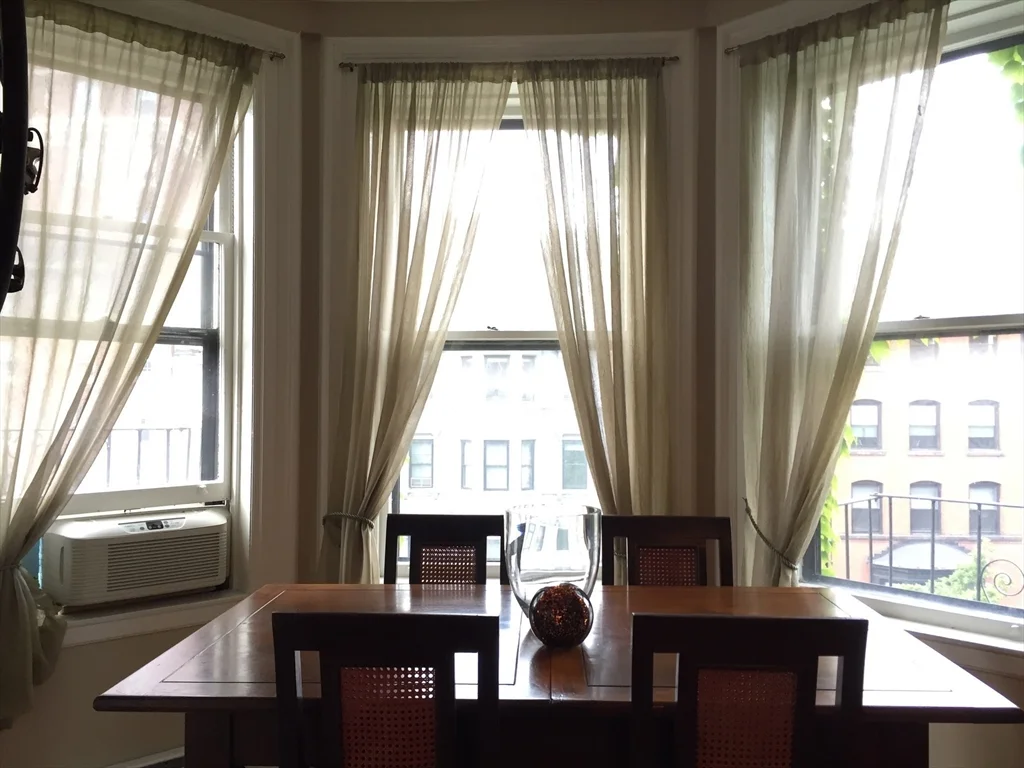 185 Beacon St, Back Bay