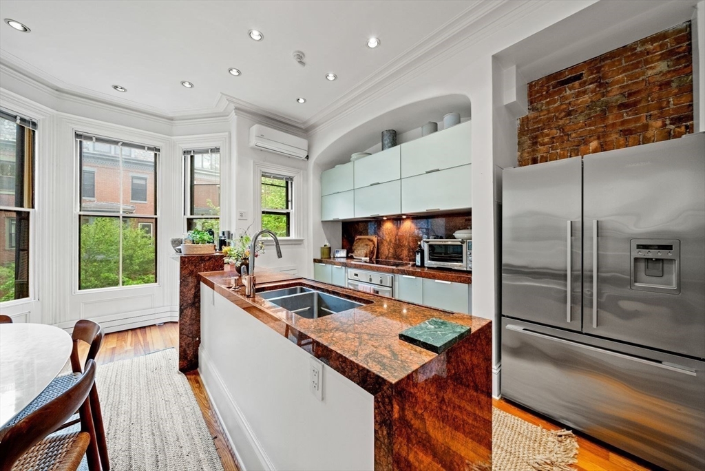 90 Appleton, South End