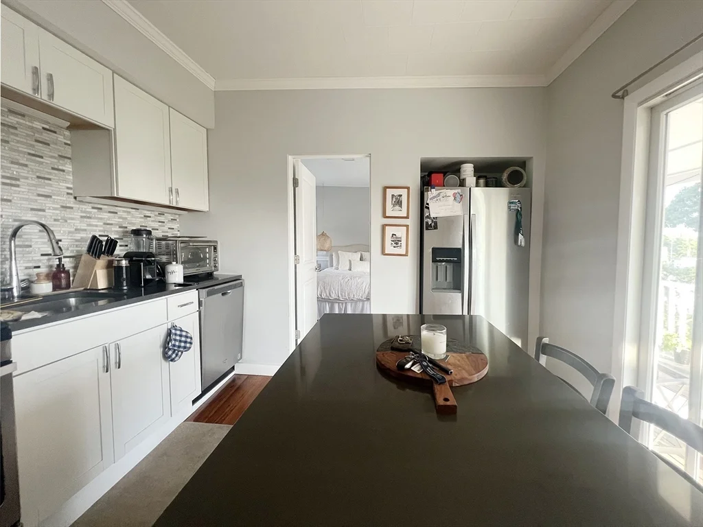 63 Leyden St, East Boston