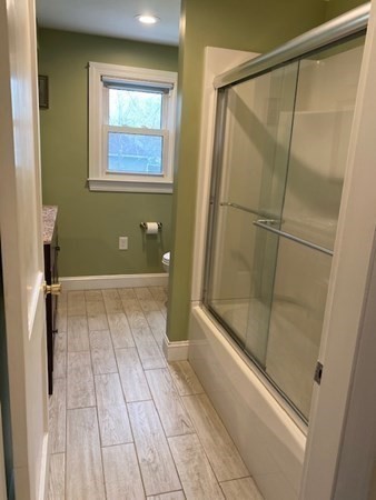 397 Massasoit Rd, Quinsigamond Valley