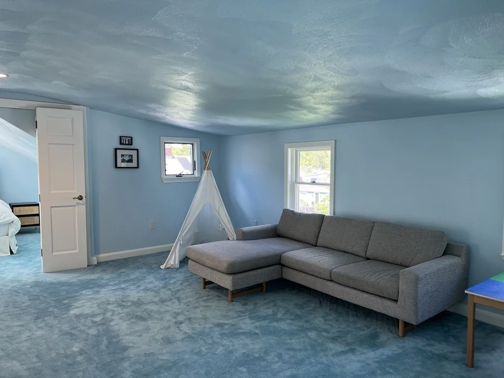 11 Garrison Rd, East Arlington