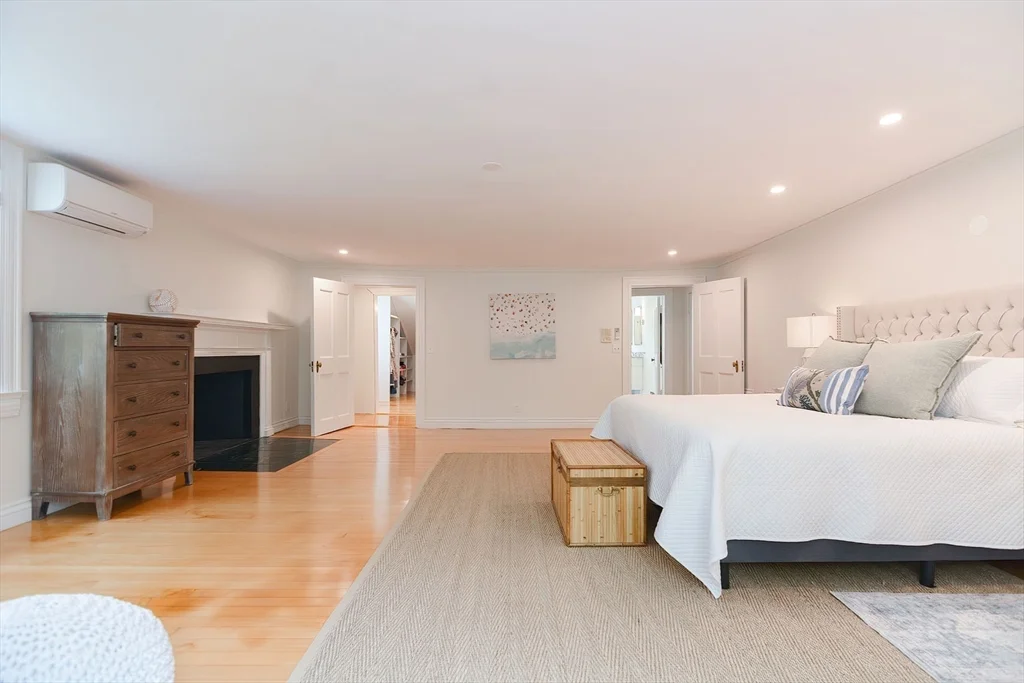 135 Bridge St, Manchester