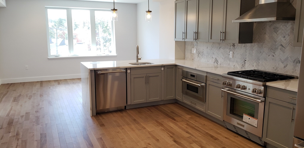 50 Hichborn, Brighton