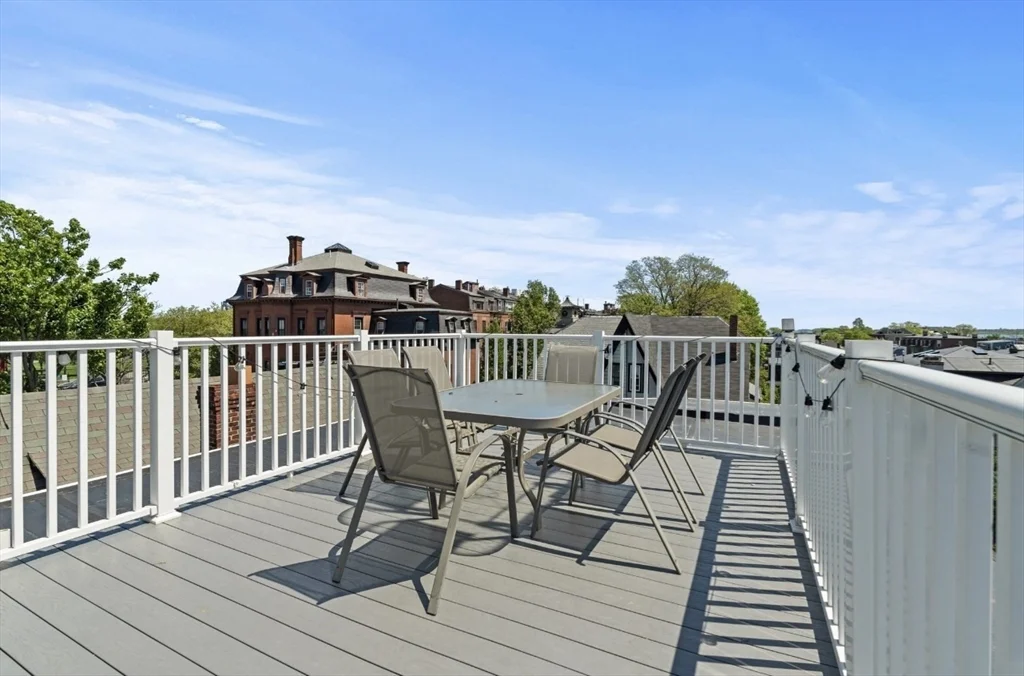 87 M St, South Boston