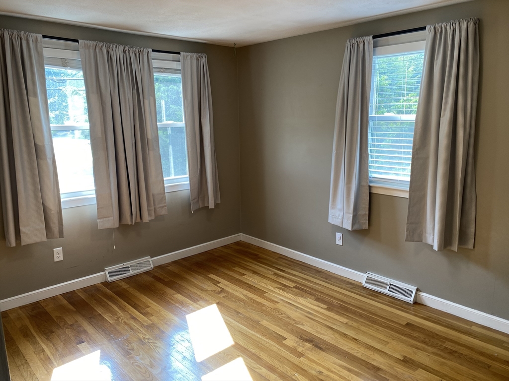 138 Forest St, Needham