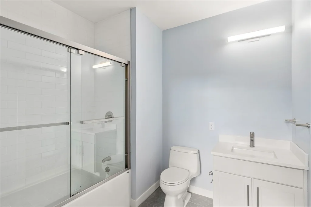 136 Babcock St, Coolidge Corner