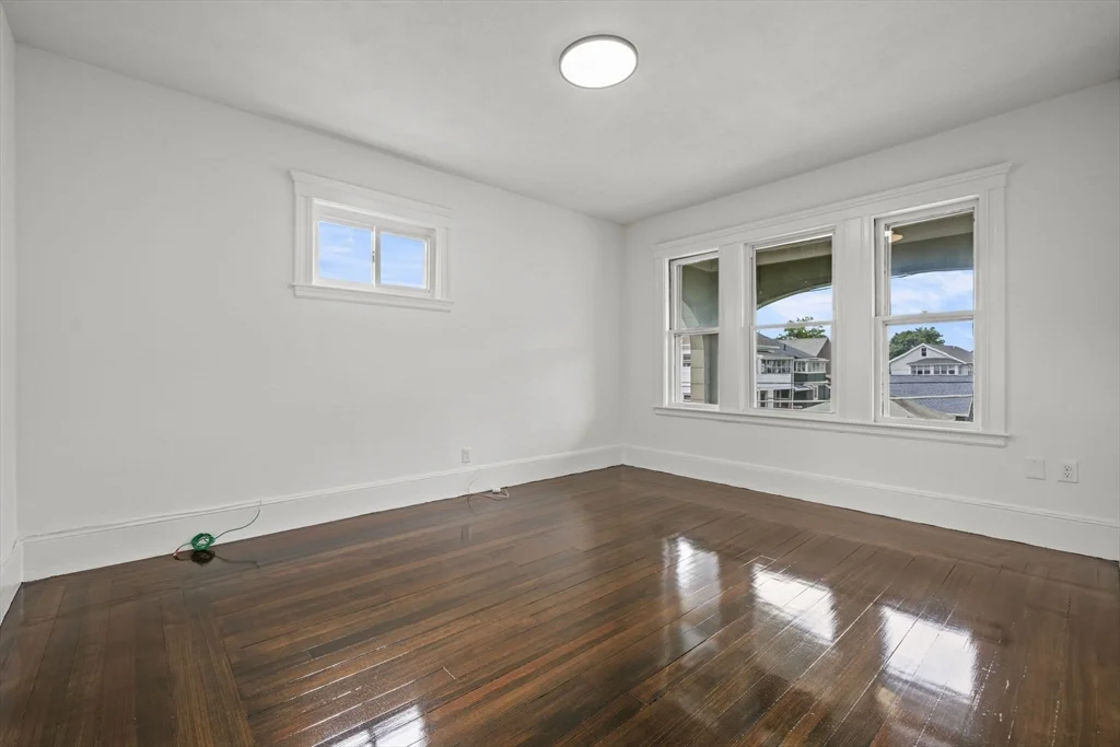 55 Surrey St, Glenwood