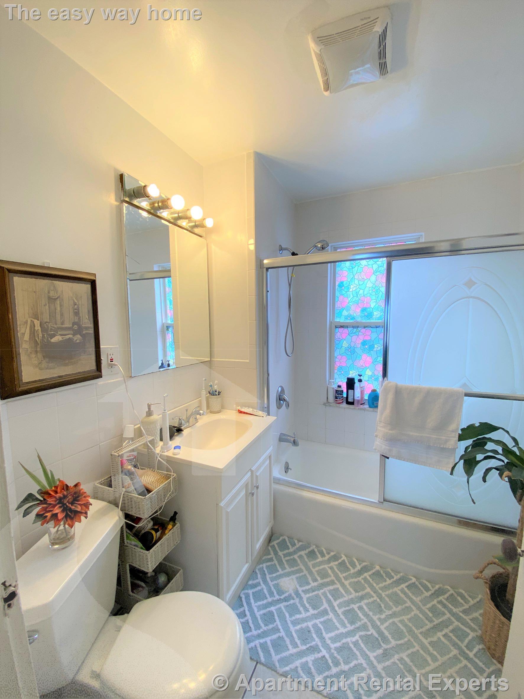 258 Belmont St, Watertown Center