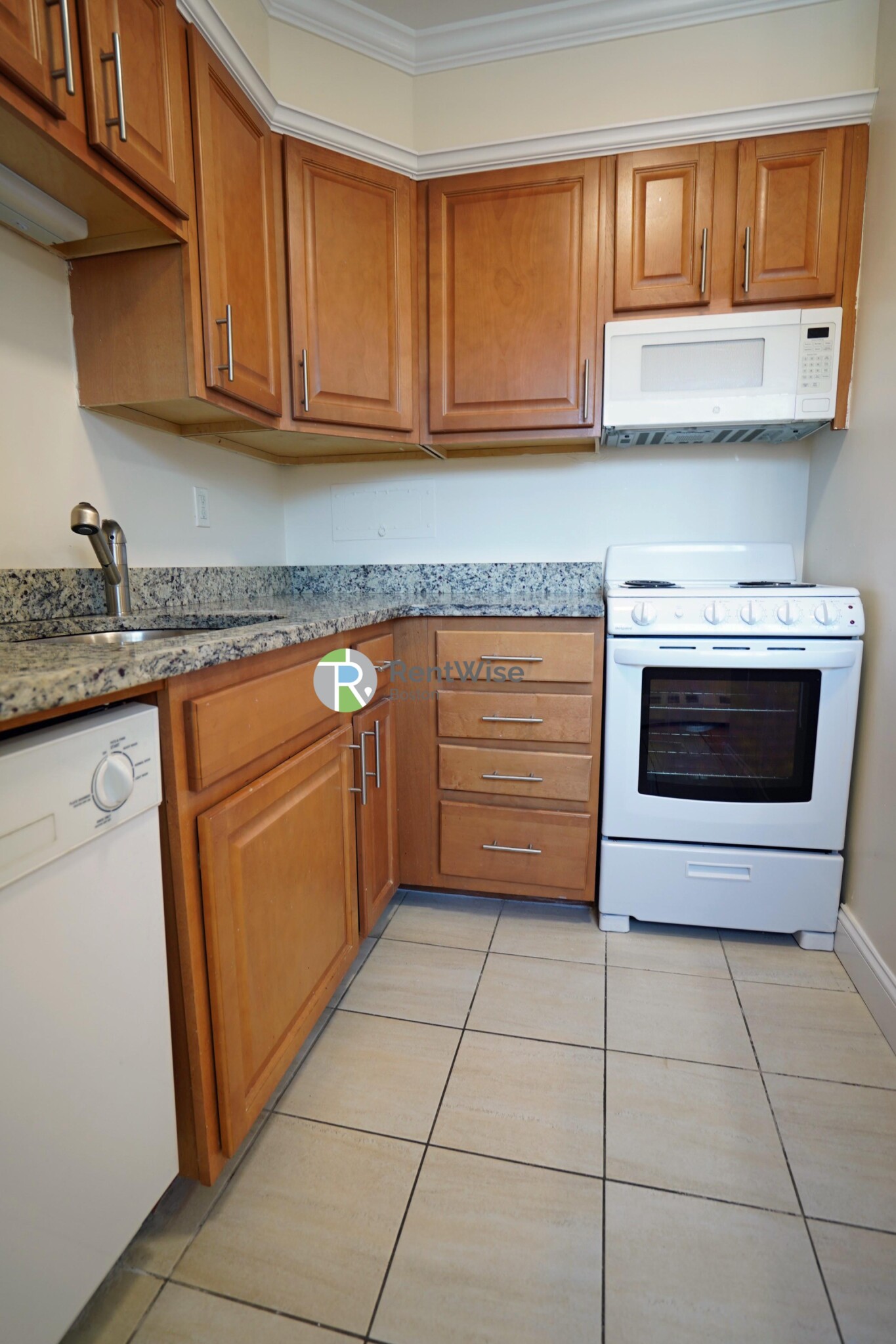 53 Parkman St, North Brookline