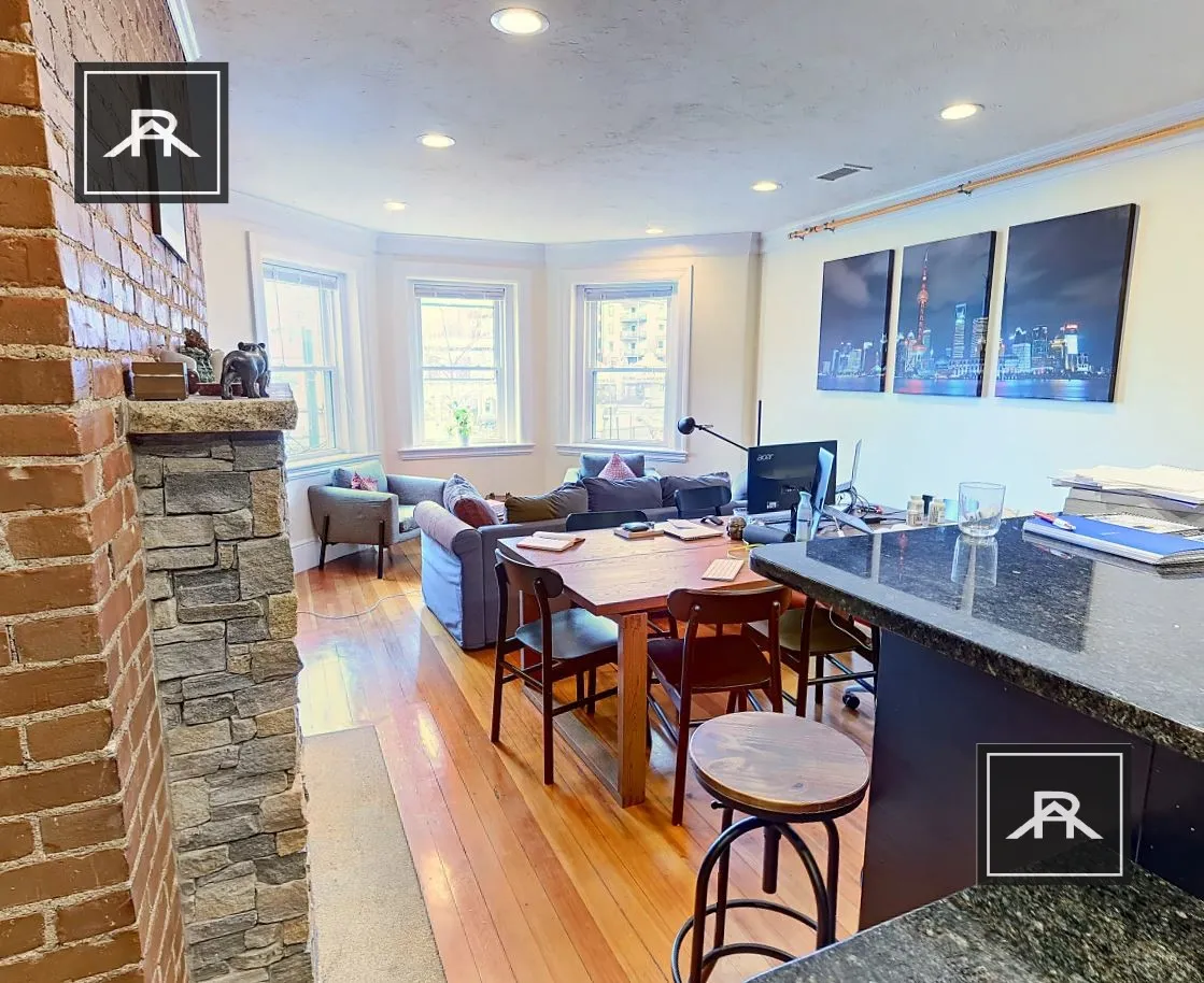 1616 Beacon St, Corey Hill