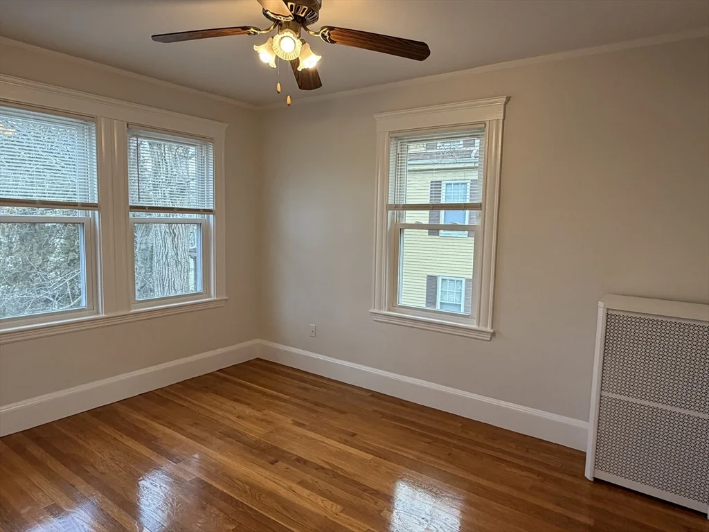 252 Auburndale Ave, Auburndale