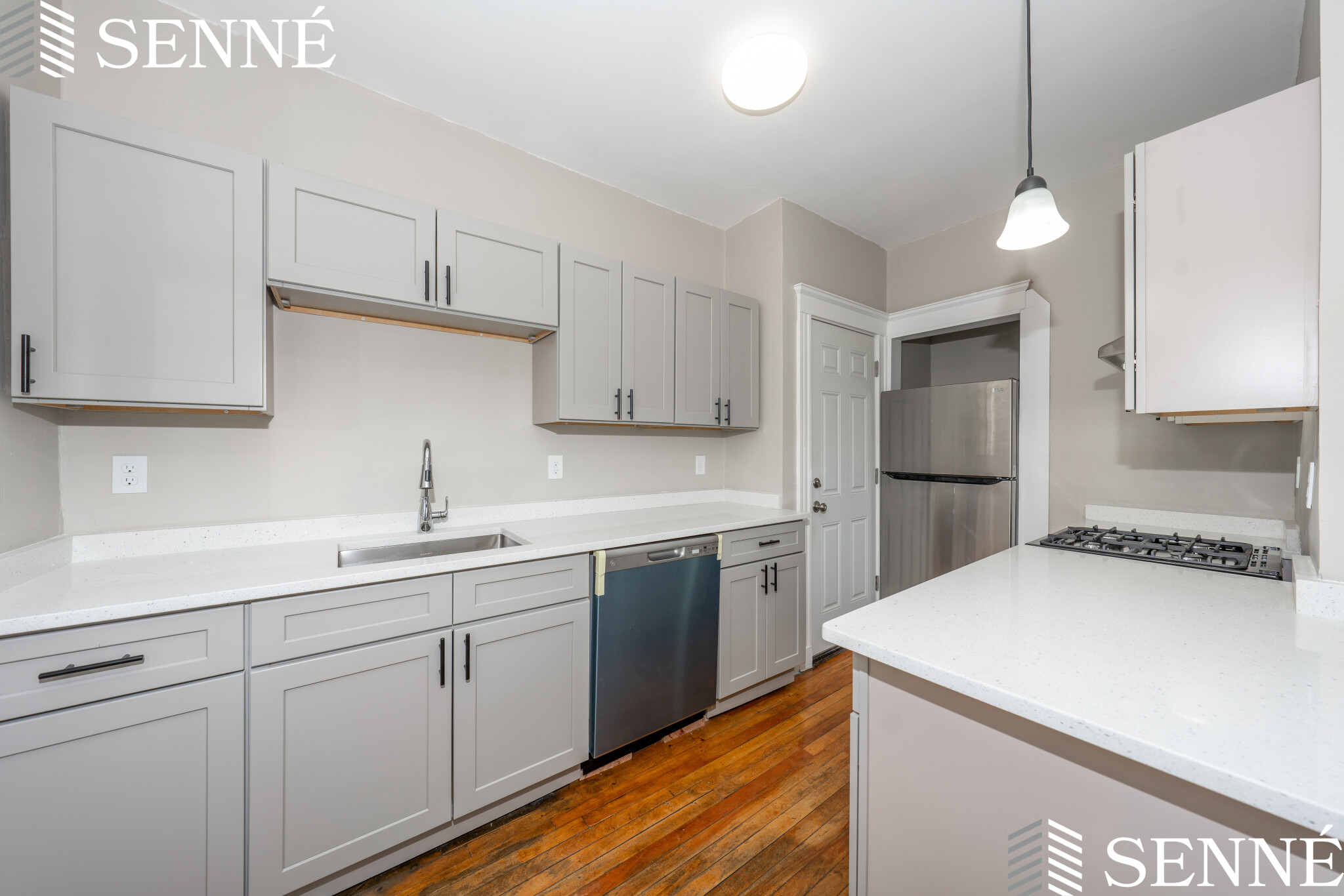 465 Broadway, South Medford