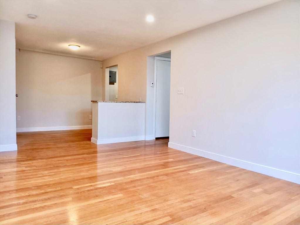 15 Commonwealth Ct, Brighton