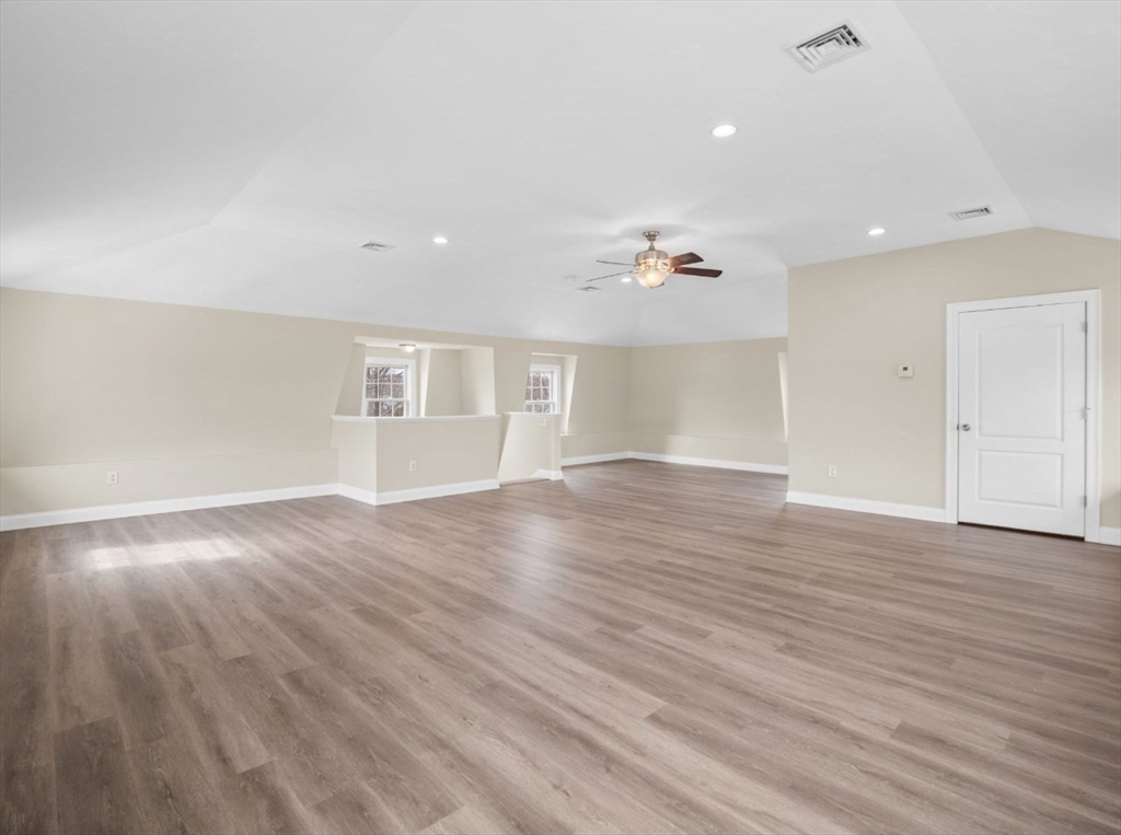 63 Varnum Ave, Lowell