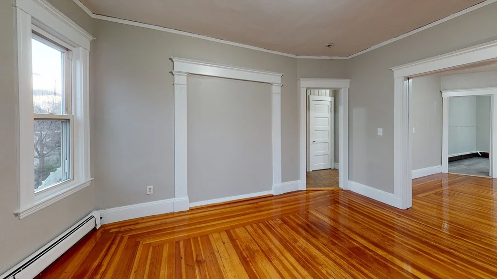 1011 Washington, Newtonville