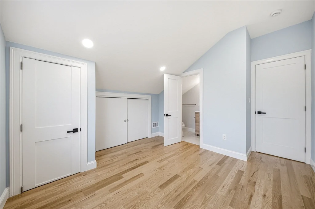 9 Logan Ave, Medford