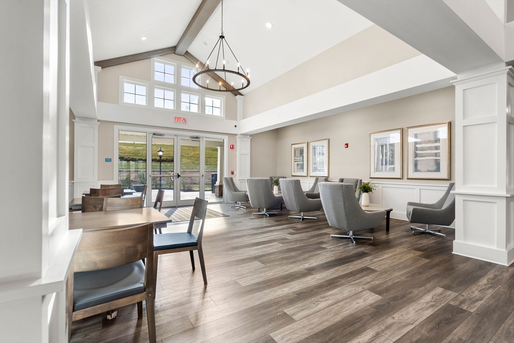 1410 Peters Farm Way, Westborough