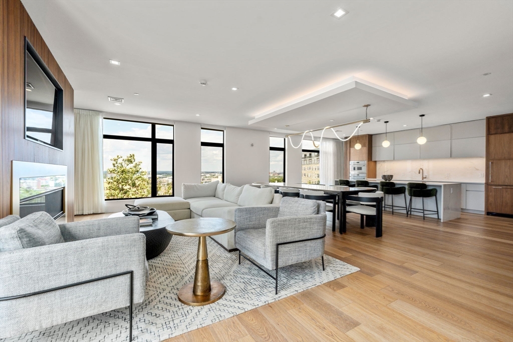 191 Washington St, Brighton