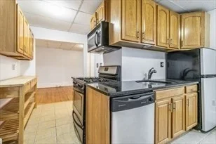 13-1R Mansfield St, Allston