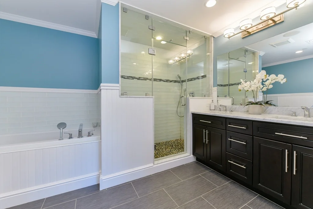 350 W Broadway, South Boston