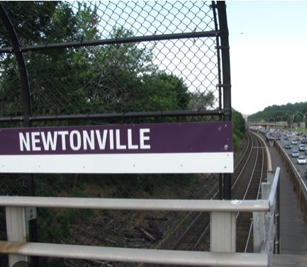 37 Lewis St, Newtonville