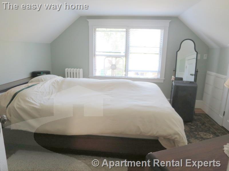 17 Dickson St, Teele Square