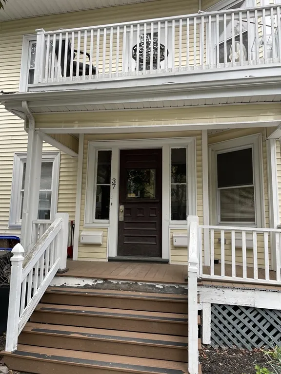 37 Brook St, Central Village