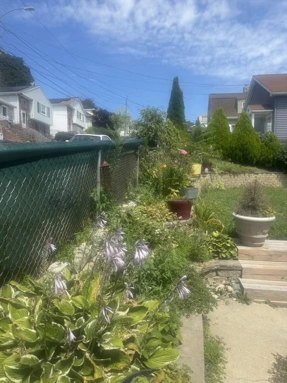 537 Park Ave, Revere