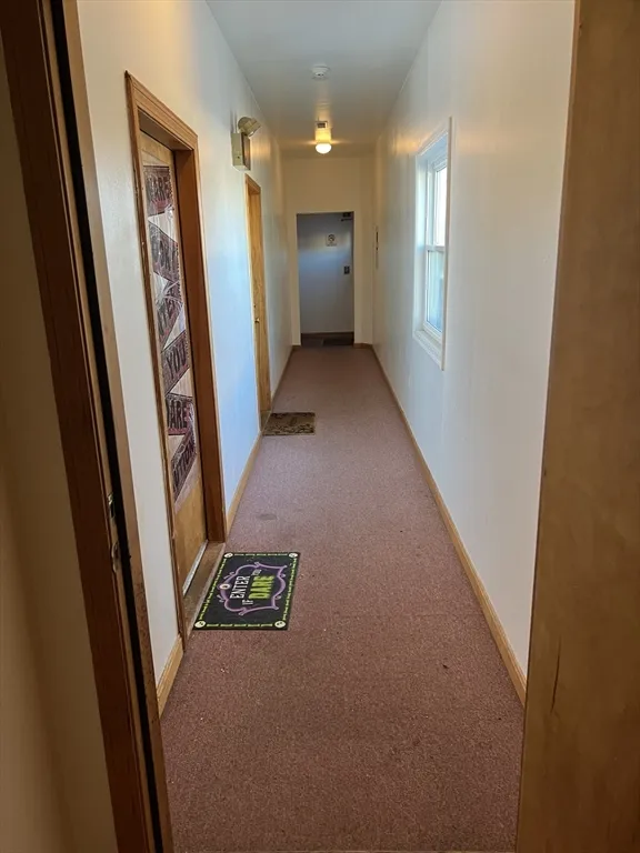 358 Mammoth Rd, Pawtucketville