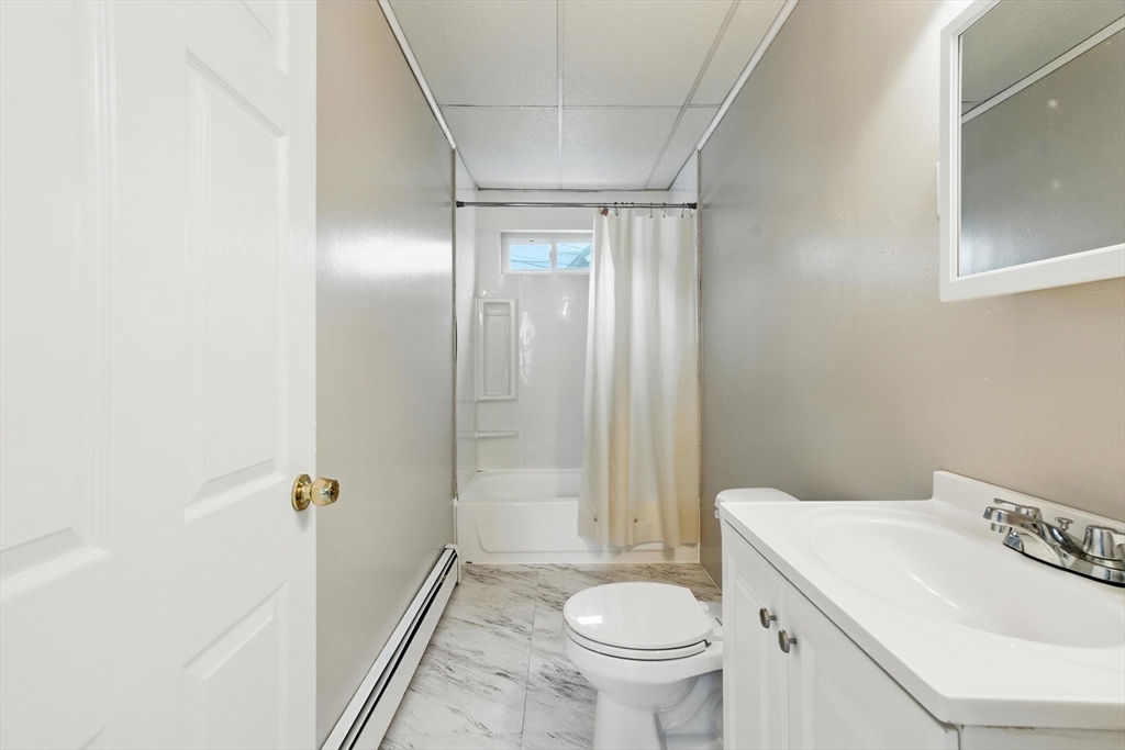 439 Lowell St, Lawrence